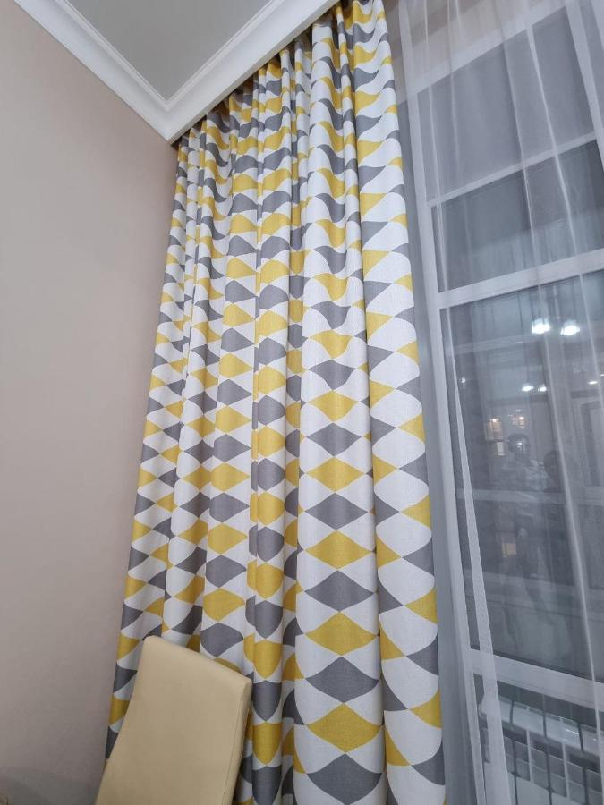 1 Комнатная Рядом C Expo, Mega Silk Way Apartment Astana Bagian luar foto
