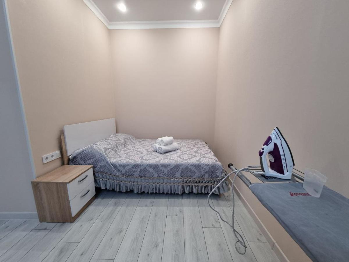 1 Комнатная Рядом C Expo, Mega Silk Way Apartment Astana Bagian luar foto